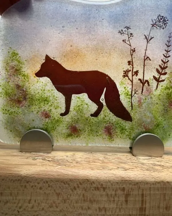 Free standing fused glass autumn fox in wooden base. - Image 3