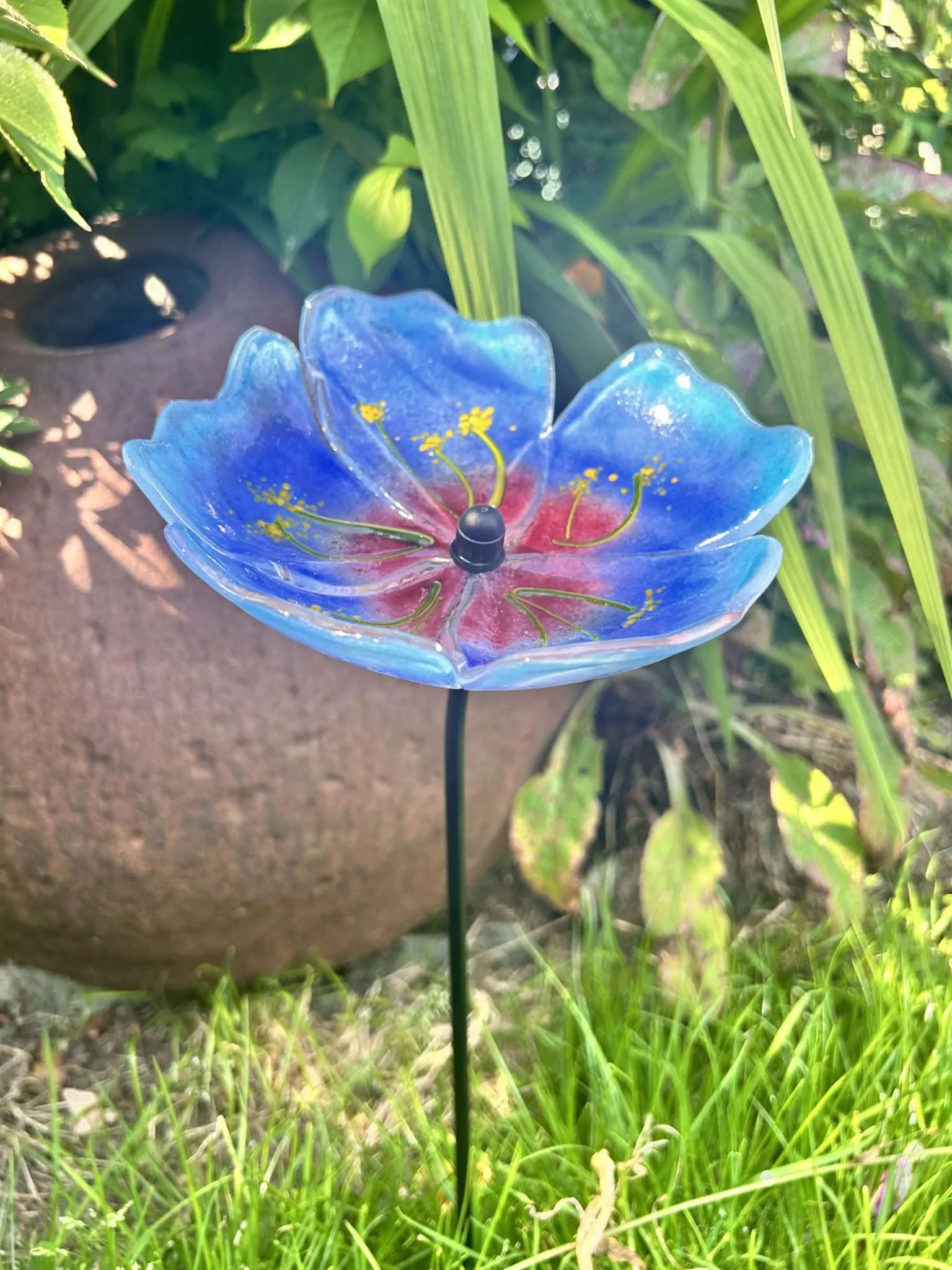 Blue Himalayan  poppy garden stake, sculpture fused glass - Image 4