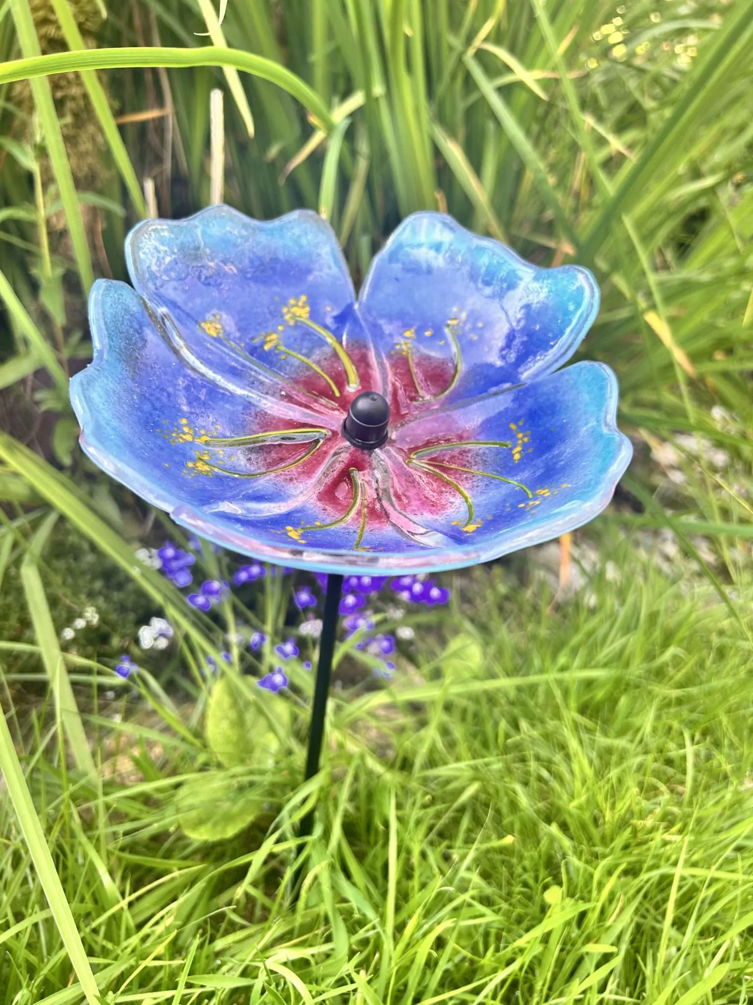 Blue Himalayan  poppy garden stake, sculpture fused glass - Image 7