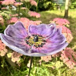 Purple poppy garden stake, sculpture fused glass (Copy)