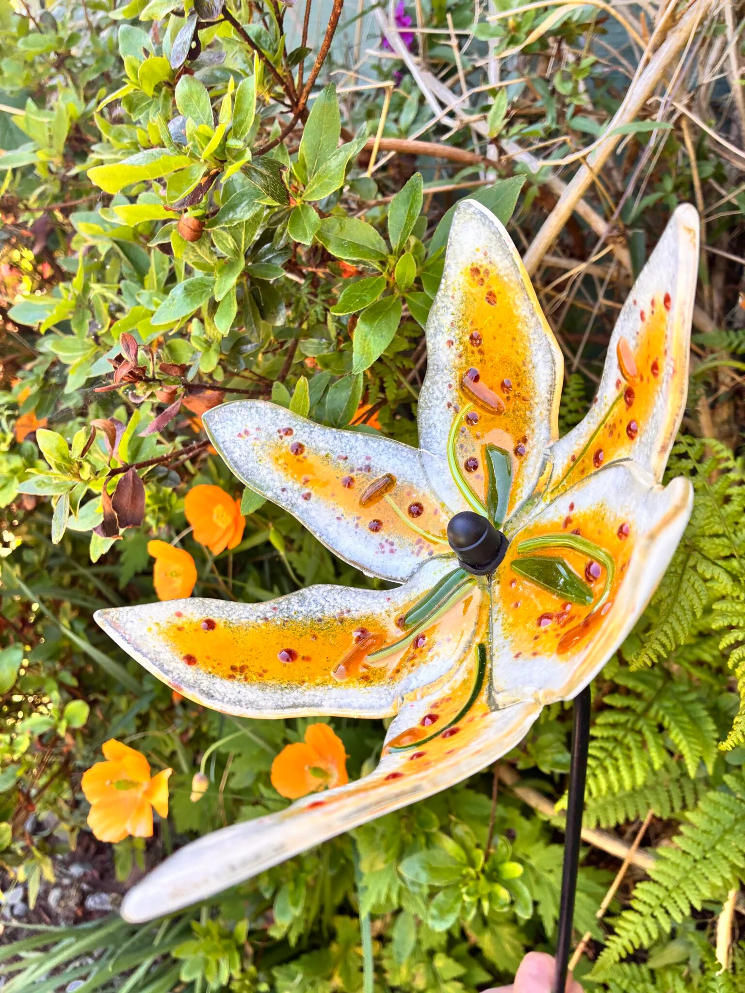 Tiger Lily Garden Stake, fused glass garden sculpture - Image 5