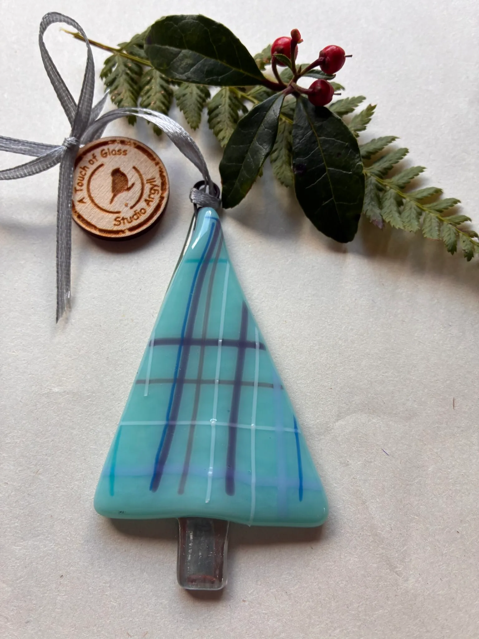 Fused glass , spirit  of Argyll tartan christmas tree - Image 3
